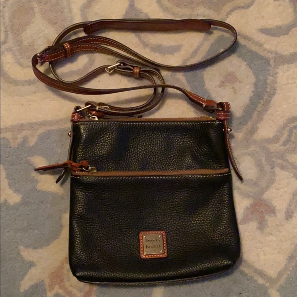 Dooney & Bourke pebble grain crossbody bag NWOT